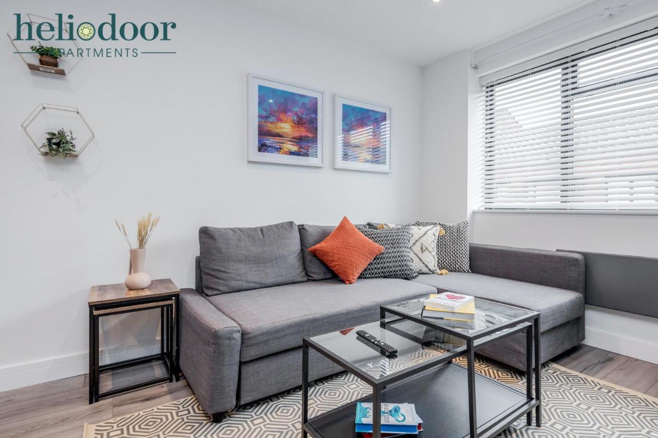 Milton Keynes Apartments, Sleeps Up To 5, Free Parking, Free Wifi & Movies, 7 Mins Drive To Milton Keynes Central Station For Direct Trains To London & The North Екстер'єр фото