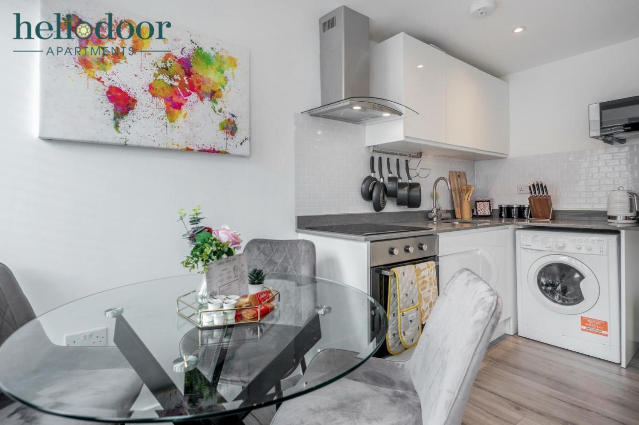 Milton Keynes Apartments, Sleeps Up To 5, Free Parking, Free Wifi & Movies, 7 Mins Drive To Milton Keynes Central Station For Direct Trains To London & The North Екстер'єр фото