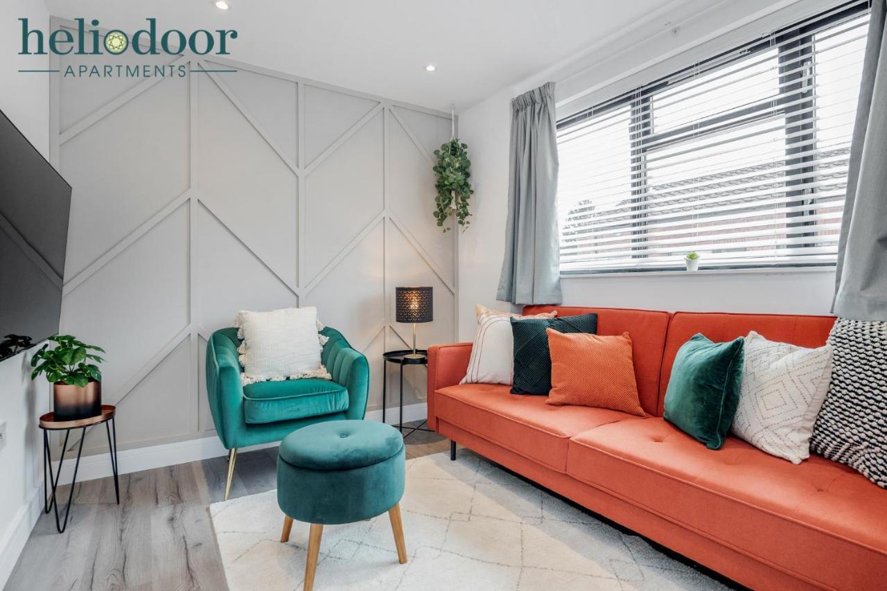 Milton Keynes Apartments, Sleeps Up To 5, Free Parking, Free Wifi & Movies, 7 Mins Drive To Milton Keynes Central Station For Direct Trains To London & The North Екстер'єр фото