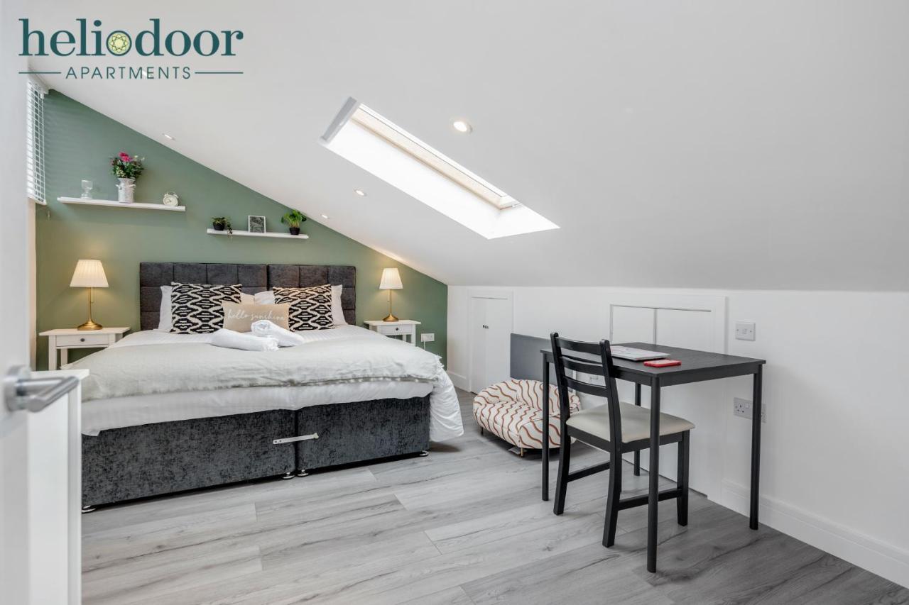 Milton Keynes Apartments, Sleeps Up To 5, Free Parking, Free Wifi & Movies, 7 Mins Drive To Milton Keynes Central Station For Direct Trains To London & The North Екстер'єр фото