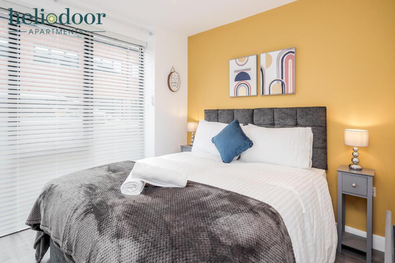 Milton Keynes Apartments, Sleeps Up To 5, Free Parking, Free Wifi & Movies, 7 Mins Drive To Milton Keynes Central Station For Direct Trains To London & The North Екстер'єр фото