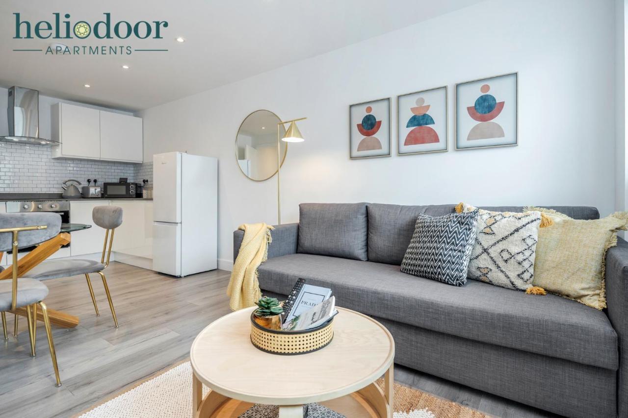 Milton Keynes Apartments, Sleeps Up To 5, Free Parking, Free Wifi & Movies, 7 Mins Drive To Milton Keynes Central Station For Direct Trains To London & The North Екстер'єр фото