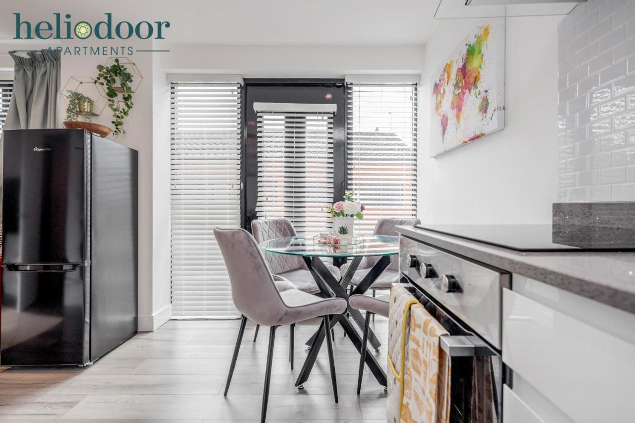 Milton Keynes Apartments, Sleeps Up To 5, Free Parking, Free Wifi & Movies, 7 Mins Drive To Milton Keynes Central Station For Direct Trains To London & The North Екстер'єр фото